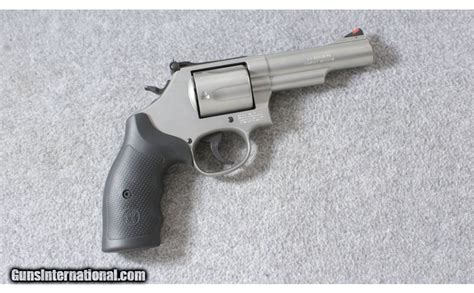 Smith And Wesson Model 69 44 Combat Magnum 44 Mag