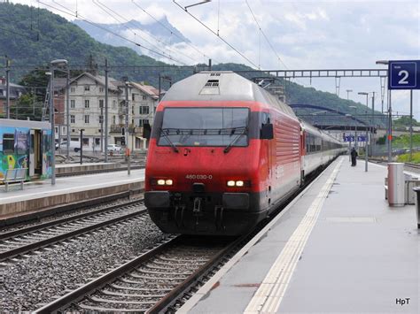 SBB 460 030 0 Mit IR Bei Der Einfahrt Im Bahnhof Aigle Am 20 07 2014