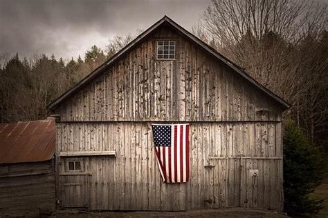 American Flag Barn Roof