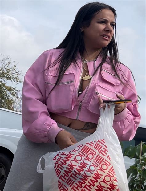 THIS KIM K LATINA WILL MAKE YOU BUST Spandex Leggings Yoga Pants Forum