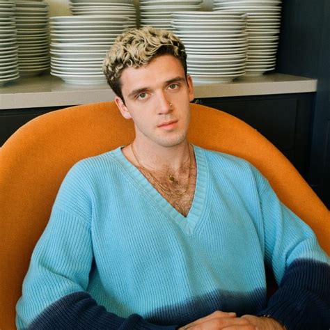 Lauv Lyrics, Songs, and Albums | Genius