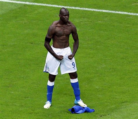 Biografia Di Mario Balotelli Vita E Storia