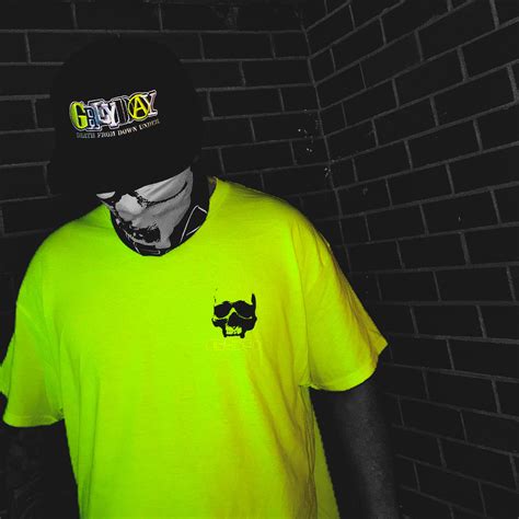 G59 Skull T Shirt Safety Green Artist First