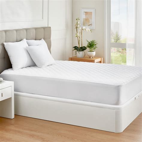 Protège matelas anti allergène matelassé et imperméable 135x200cm