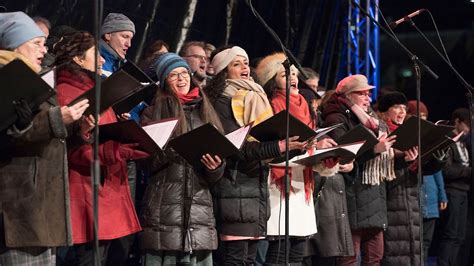 Mecklenburg Vorpommern Weihnachtssingen Im Ostseestadion F Llt Aus N