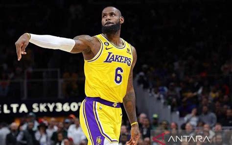 Ringkasan Nba Lakes Menang Di Hari Ulang Tahun Ke Lebron James