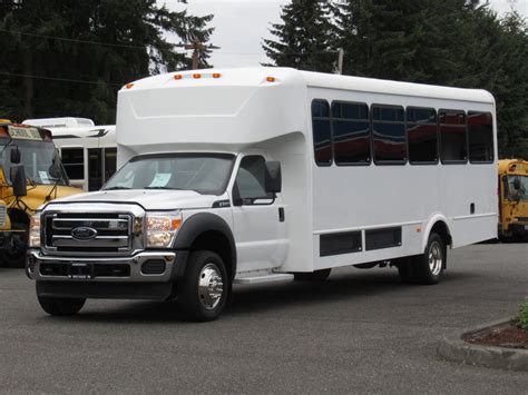 2012 Ford F 550 Glaval Entourage 32 Passenger Shuttle Bus S62402