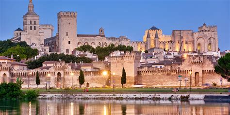 10 Enchanting Year-Round Things to Do in Avignon France - Planmyweekend