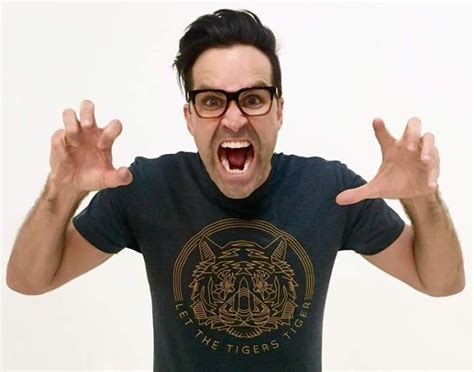 Link Neal Good Mythical Morning Good Mythical Morning Rhett And Link