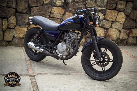 Moto Suzuki Gn Modificada Corte Cafe Racer En Bogot Suzuki Cafe