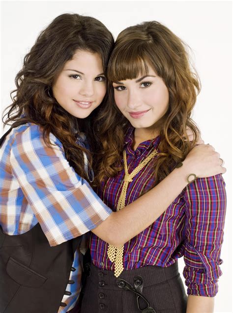 Selena Gomez And Demi Lovato!! I wish they could still be nice friends ...