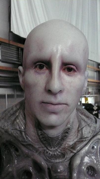 PROMETHEUS - First Look at Elder Engineer and More Behind the Scenes ...