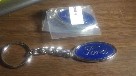 Original Equipment Vintage Ford Logo Enamel Key Chain NEW Package