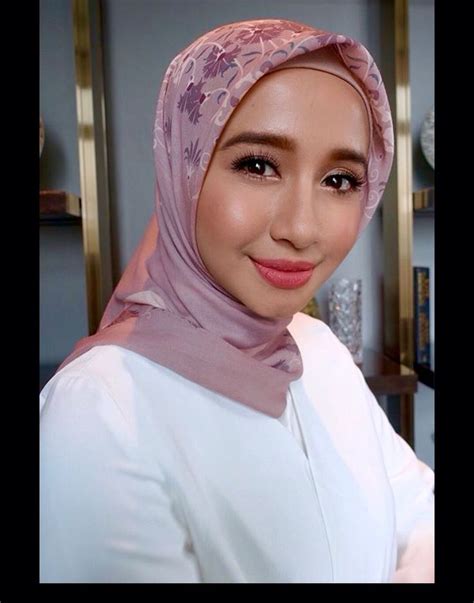 Pin On Simpan Cepat Fashion Girl Hijab