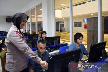 Mau Perpanjang SIM Berikut Layanan SIM Keliling Di Jakarta ANTARA News