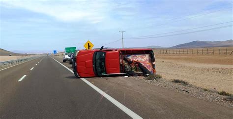 Volcamiento De Camioneta En El Km 853 De La Ruta 5 Norte Dejó A Una Persona Lesionada