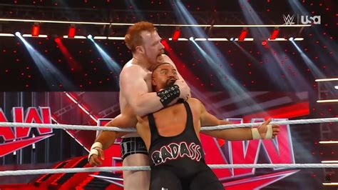 Bron Breakker Vs Sheamus Parte 2 WWE RAW 18 de Noviembre 2024 Español