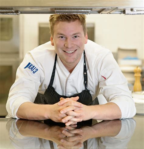 Küchenchef Felix Gabel bestätigt Michelin Stern des Restaurants KAI3