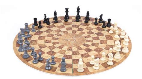 3 Man Chess Three Players On One Round Cool Things To Buy 247