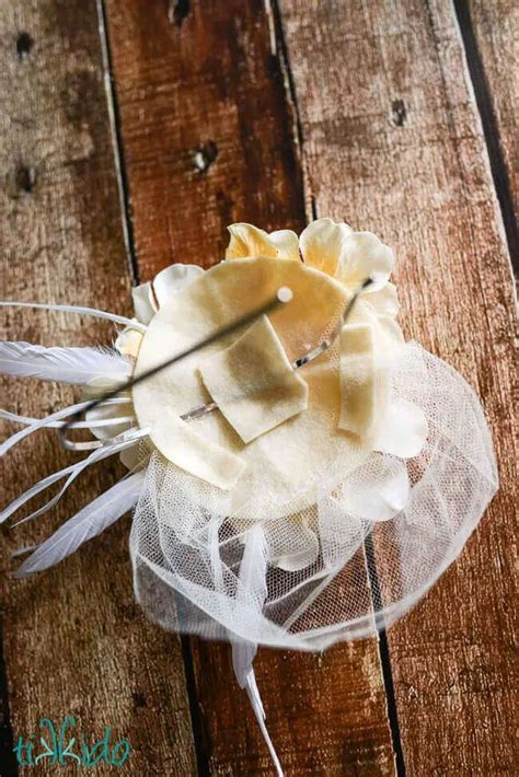 How To Make A Fascinator Diy Tea Party Hats Diy Tea Party Tea Party