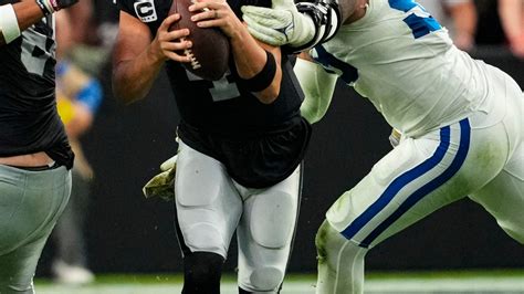 Derek Carrs Emotions Emerge After Raiders Lose To Colts