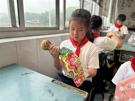 以爱为名，“柘”群小学生为母亲们送上最诚挚的祝福