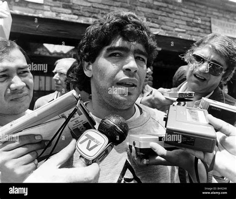 Diego Maradona Banque Dimage Et Photos Alamy