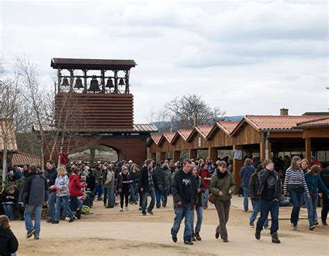 Communauté de Taizé Tourisme Local Le Chant des prés