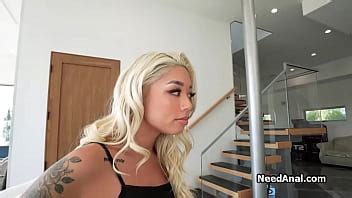 Blonde Latina Girlfriends Gags On Cock Xnxx