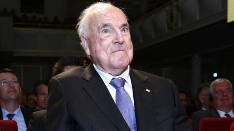 Helmut Kohl Internado Nos Cuidados Intensivos Euronews