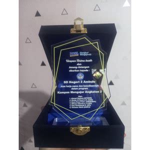 Jual Plakat Akrilik Custome Box Cinderamata Wisuda Magang Kampus