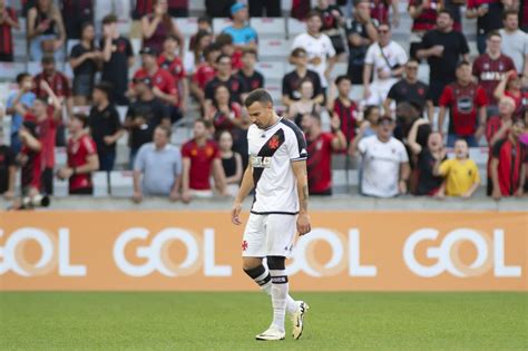 Athletico X Vasco Derrota Escancara Um Cruz Maltino Bagun Ado Dentro E