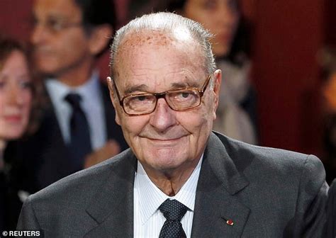 France Mourns Ex President Jacques Chirac With Eiffel Tower Switched