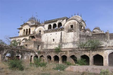 Alwar Fort | Alwar - What to Expect | Timings | Tips - Trip Ideas by ...