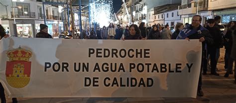 Multitudinaria Protesta En Pozoblanco En Demanda De Agua Potable De