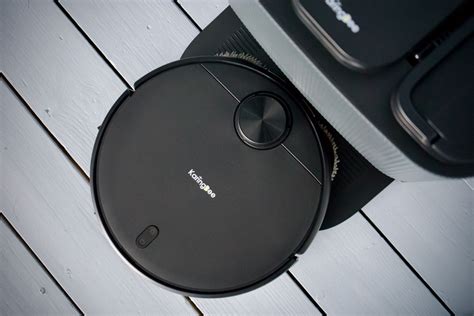 This robot vacuum cleaner takes care of all the house cleaning! Review ...