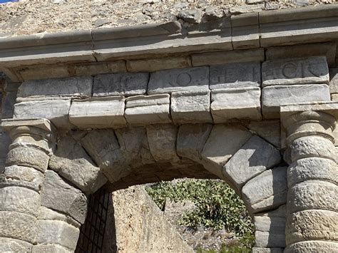 Venetian Fortifications And Ruins Second Entrance Flickr