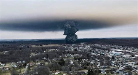 Huge Explosion Destroys Ohio Manufacturing Plant - Slay News