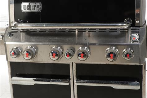 Weber Summit Propane Gas Grill with Rotisserie and Sear Burner | EBTH