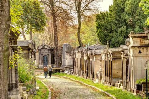 Voici Raisons Daller Visiter Le P Re Lachaise Vivre Paris