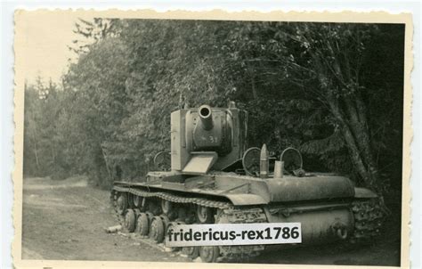 Foto Ostfront Sowj Beute Panzer Tank T Kw Kw T An Der Front