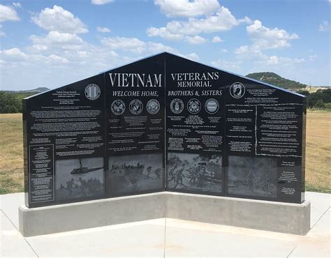 Vietnam Veterans Memorial Dedication Ceremony at Texas State Veterans ...