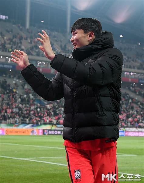 김민재 `축구 팬들에게 영광을` Mk포토 Mk스포츠