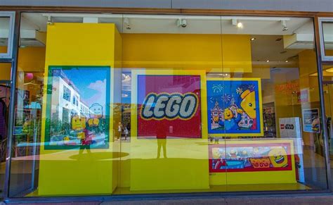 Lego Store Im Disneyland Lego Kaufen Im Disney Village