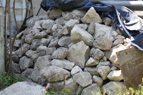 БУТ.Хороший строительный бут 4 куба 1500 лей.Самовывоз.