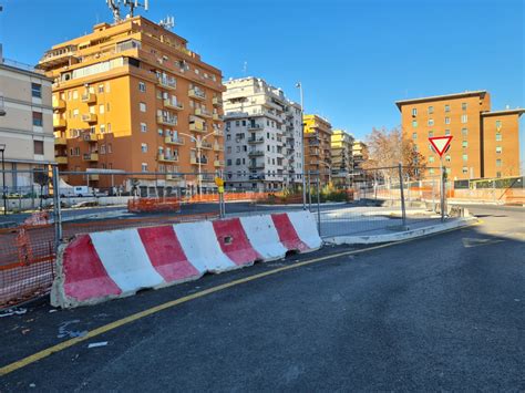 Piazzale Della Stazione Tiburtina Gli Eterni Lavori E Il Degrado Dell