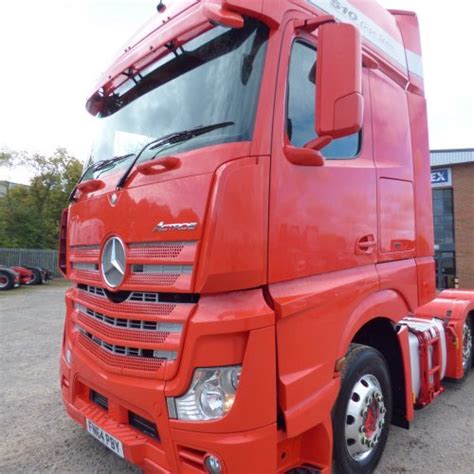 Mercedes Actros Mp Gigaspace Eu X Tractor Unit Fn Pby