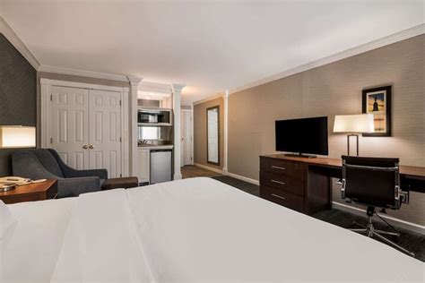 Comfort Inn & Suites Plattsburgh Morrisonville Plattsburgh | Bookonline.com