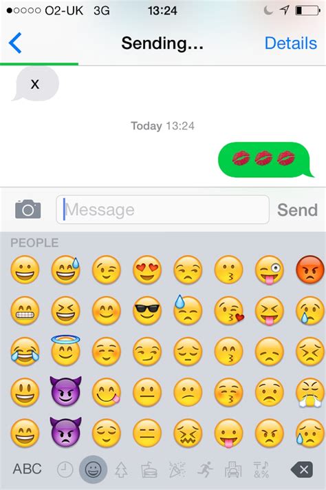 9 Emojis You Should Be Using While Sexting