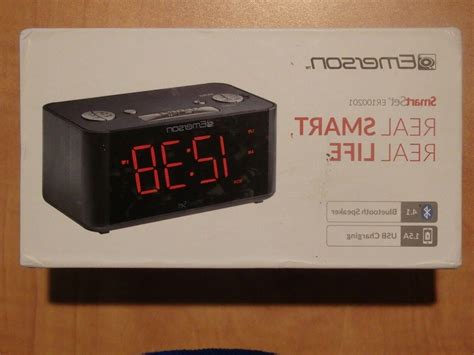 Emerson Smartset Alarm Clock Radio With Bluetooth Speaker